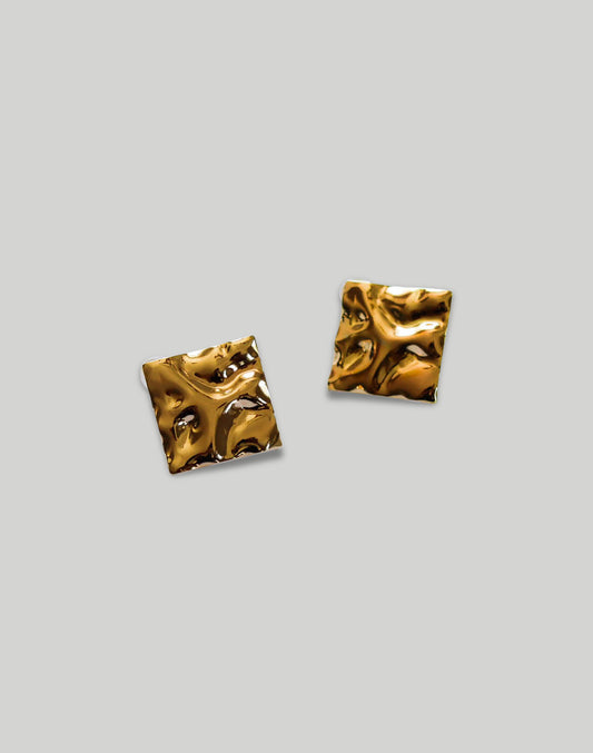 The Wavy Square Studs
